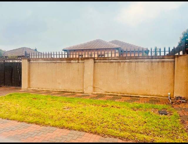 3 BEDROOM HOUSE FOR SALE IN GOUDRAND